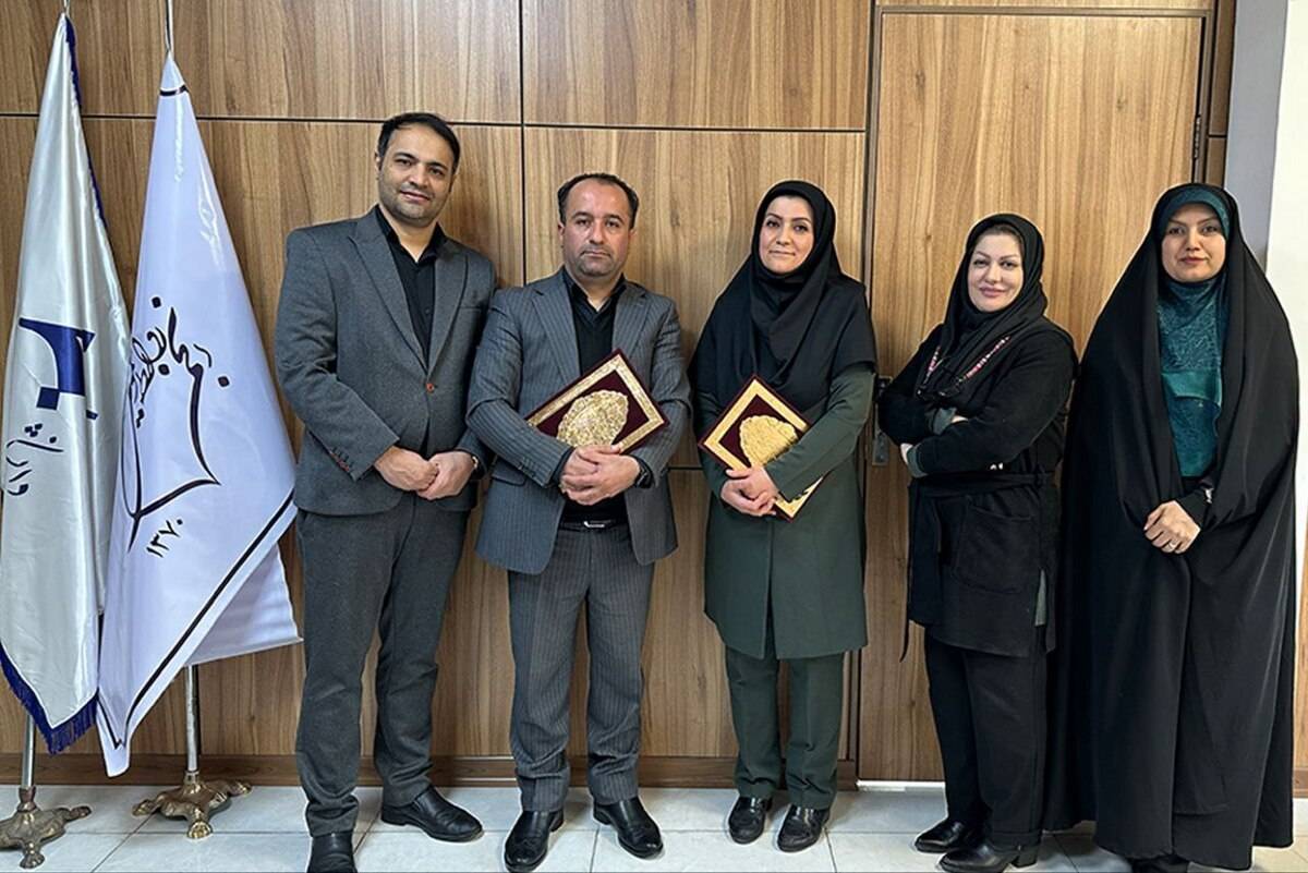 امضای تفاهمنامه همکاری انجمن روابطعمومی استان تهران و دانشکده خبر