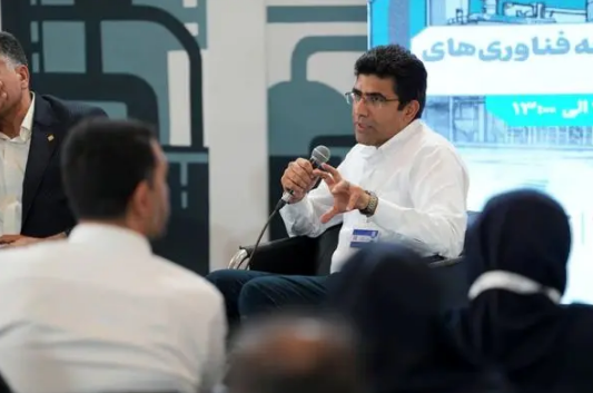 پنل تخصصی «سهم دانش‌بنیان‌ها در توسعه فناوری‌های ساخت داخل» با ارائه دکتر حسینی برگزار شد