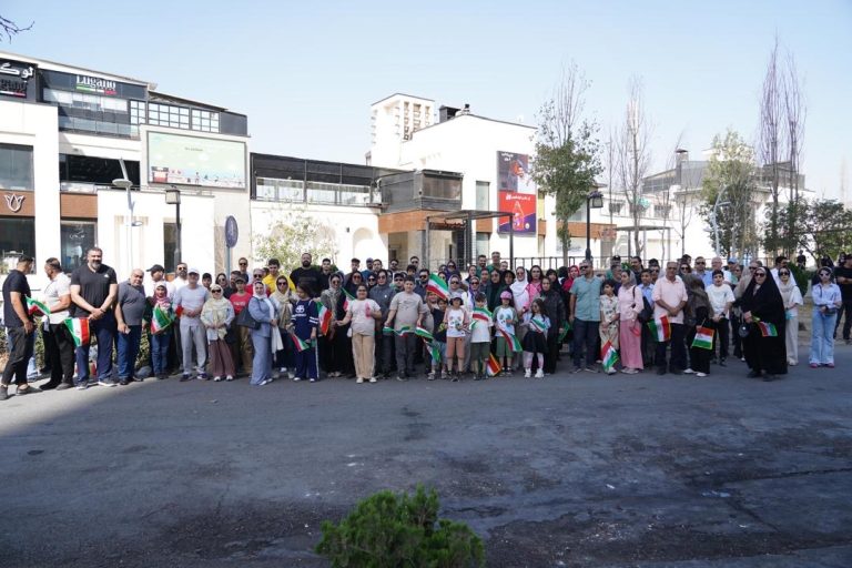 همایش پیادهروی خانوادگی کارکنان پتروشیمیهای منطقه پارس در تهران