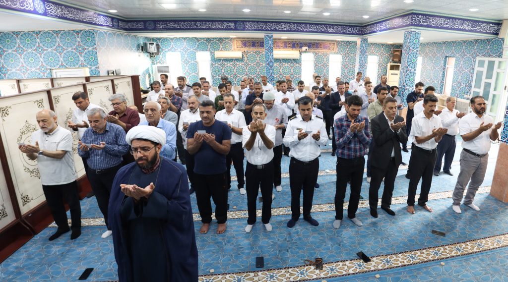 برگزاری نماز عید سعید فطر در مهمانسرای کارکنان پتروشیمی