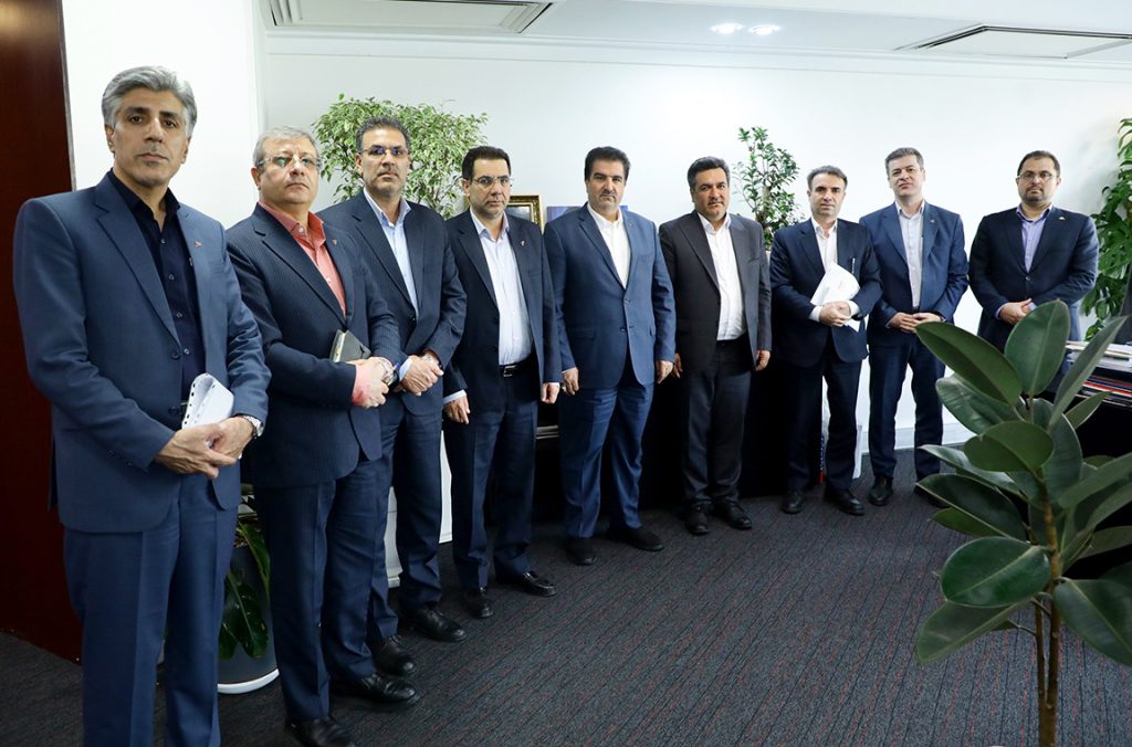 دیدار مدیرعامل بانک رفاه کارگران با مدیرعامل شرکت پتروشیمی نوری