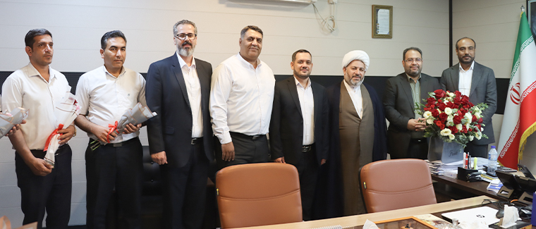از خدمات همکاران منابع انسانی شرکت پازارکاد قدردانی شد