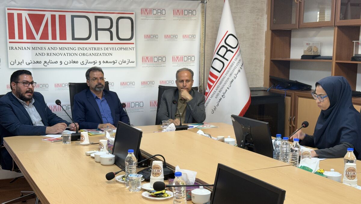 ایجاد زیرساختهای ملی صنعت گوهرسنگ/۵۰ نوع گوهرسنگ در کشور شناسایی شد