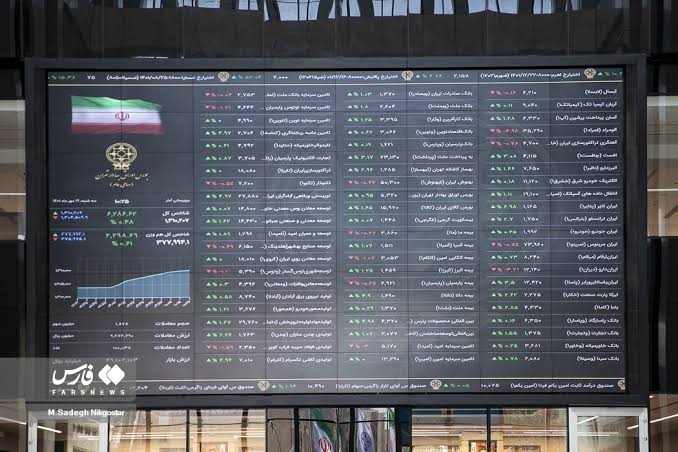 شاخص بورس کانال ۵ میلیون واحد را پس گرفت