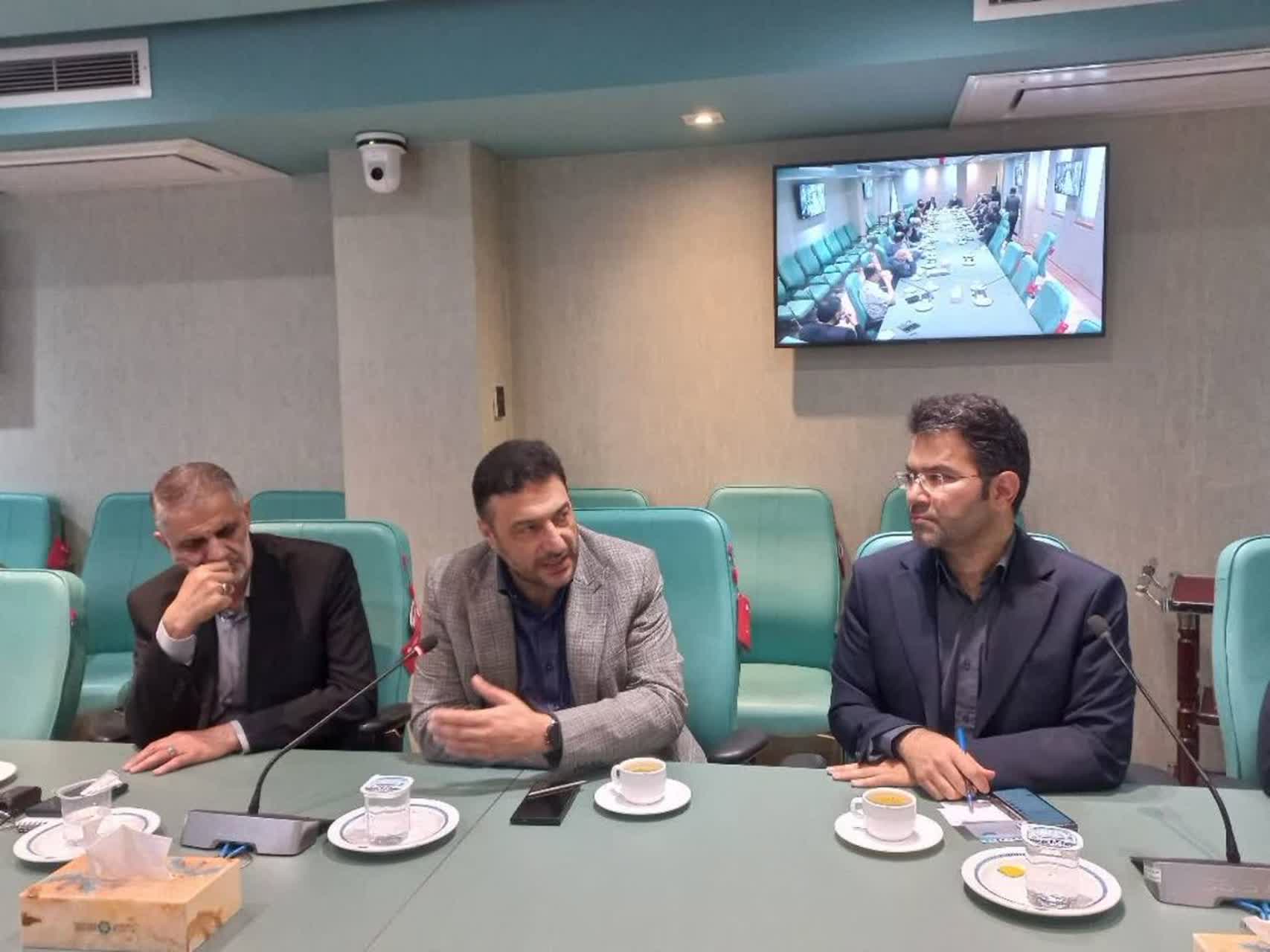 تشکیل کنسرسیوم ملی، گامی در مسیر شتاب‌بخشی به پروژه قطار پرسرعت تهران–قم–اصفهان ذوب‌آهن اصفهان؛ آماده تأمین ریل بزرگ‌ترین پروژه حمل‌ونقل ریلی پرسرعت کشور