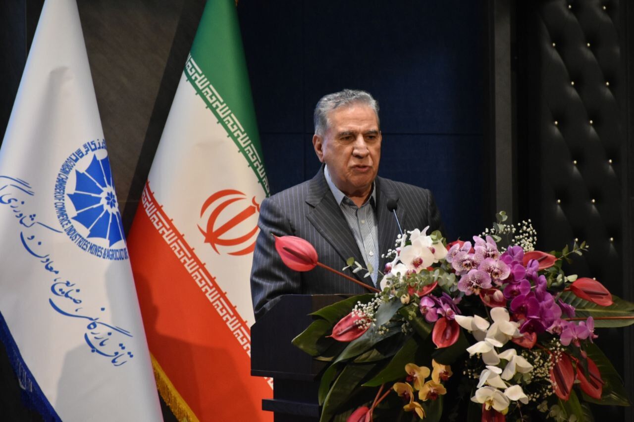 رئیس اتاق بازرگانی ایران: اقتصاد ایران از شوک جنگ تحمیلی عبور کرده است