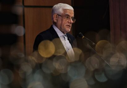 عارف: دهک دهم ۲۳ برابر دهک اول از یارانه بنزین استفاده میکند عارف: دهک دهم ۲۳ برابر دهک اول از یارانه بنزین استفاده میکند