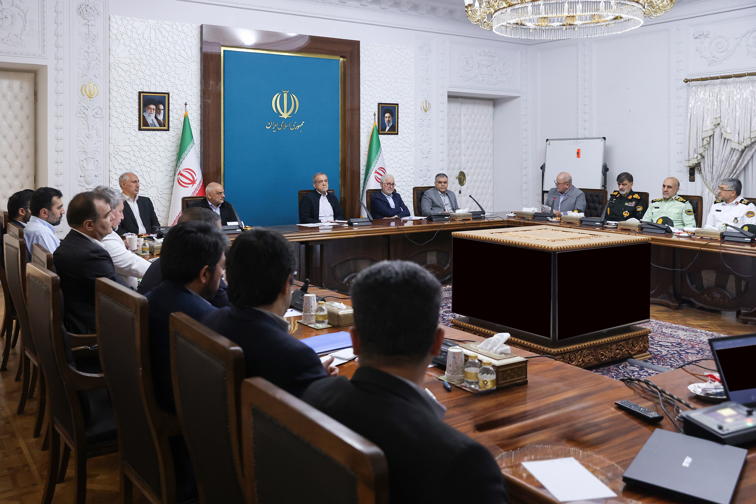 پزشکیان: تمامی اقدامات در حوزه مدیریت مصرف سوخت باید پیوست رسانه‌ای دقیق داشته باشد