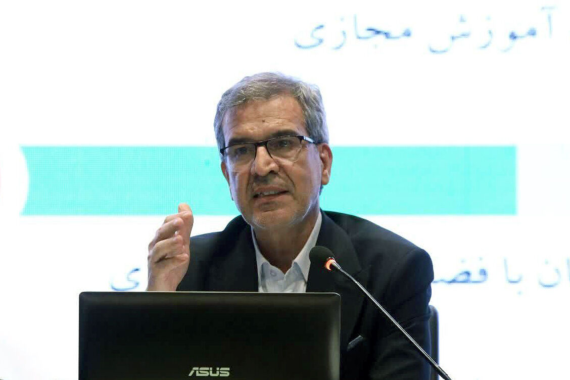 بازگشت قطعی به کلاسهای حضوری؛ «آموزش ترکیبی هوشمند و تابآور» نقشه راه دانشگاهها