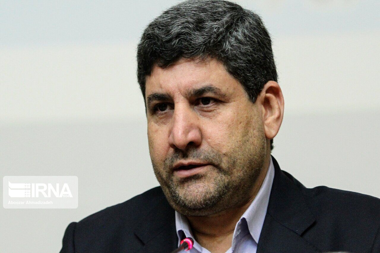 ادعای افزایش ترافیک نفتی در هرمز؛ جنگ با خبردرمانی تمام نمیشود/ بازار در انتظار توافق